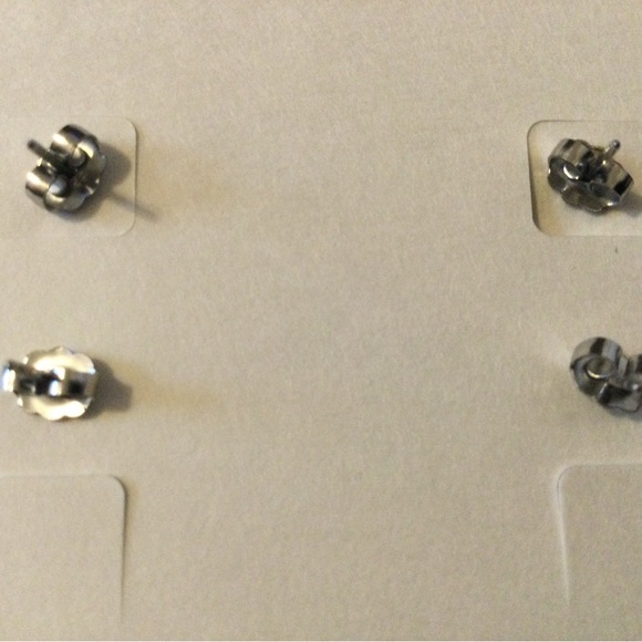 Lia Sophia Silver Stud Earrings - Picture 3 of 3